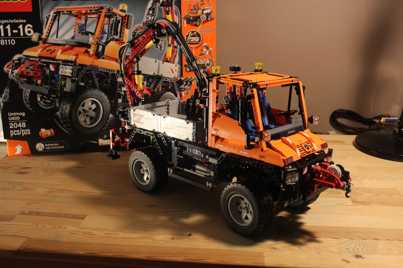 Illustration for article titled LEGO Unimog U400: The Oppo Review